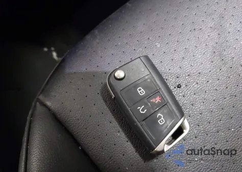 2019 Volkswagen Tiguan 2.0T Se/2.0T Sel/2.0T Sel R-Line/2.0T Sel R-Line Black из США, поврежденный, VIN 3VV2B7AX3KM072125